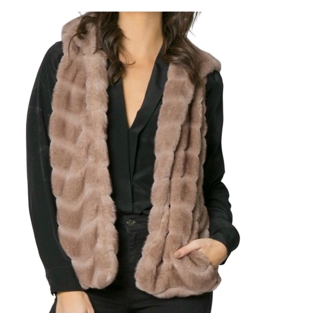 Lavender Brown Coco Brown Hooded Faux Fur Chevron Vest‎ ANS 7365 XS New